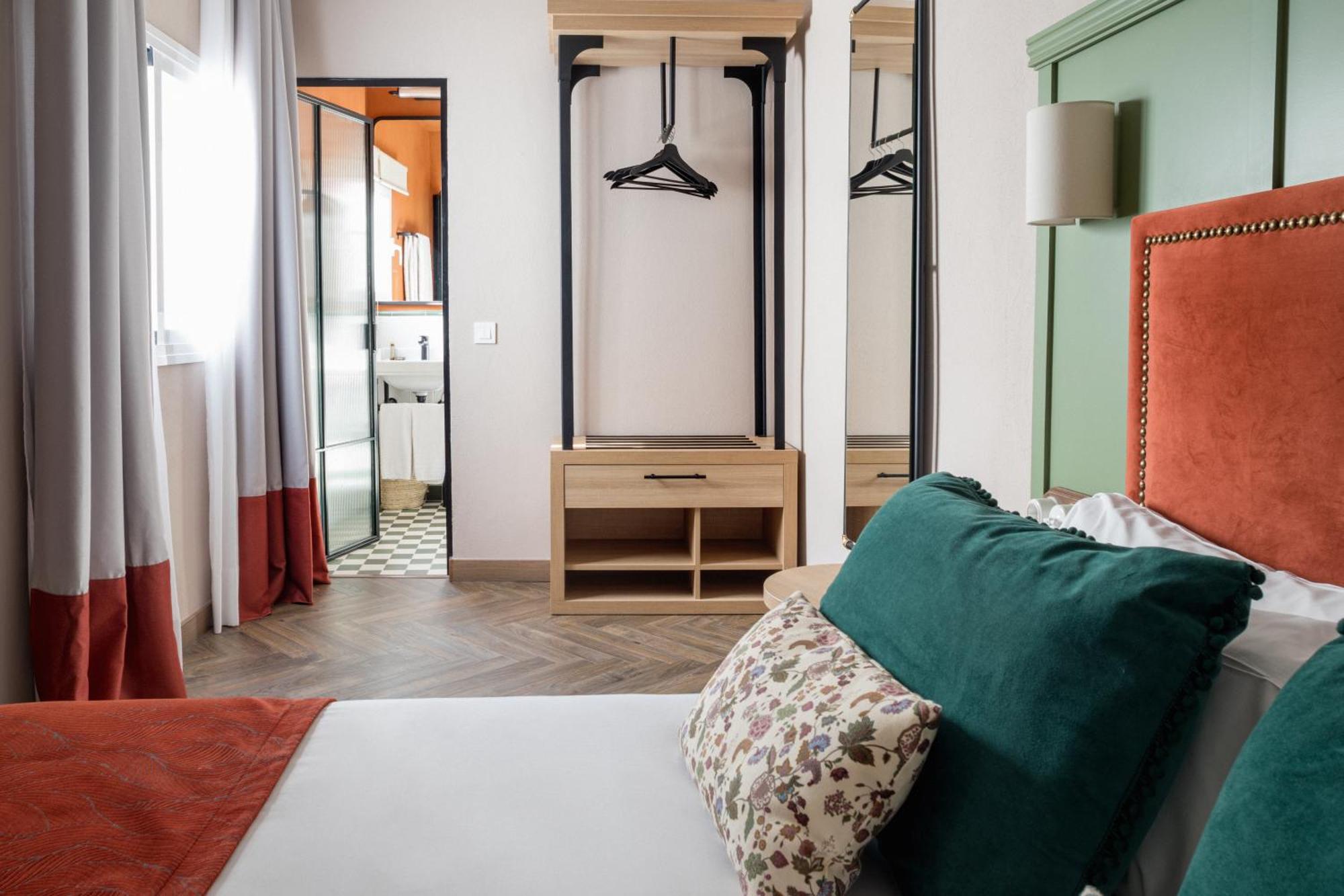 The Honest Hotel & Apartments セビリア エクステリア 写真