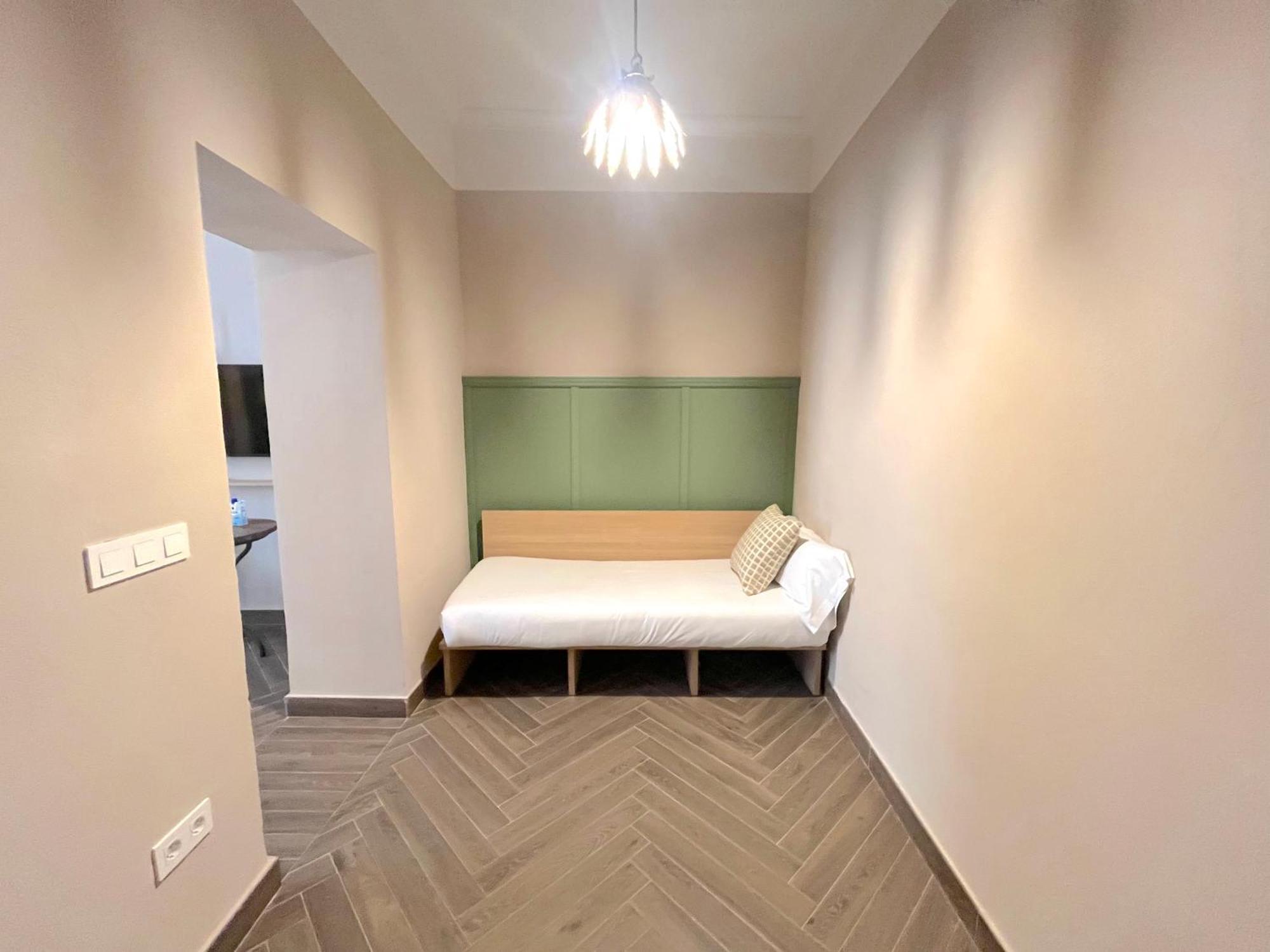 The Honest Hotel & Apartments セビリア 部屋 写真